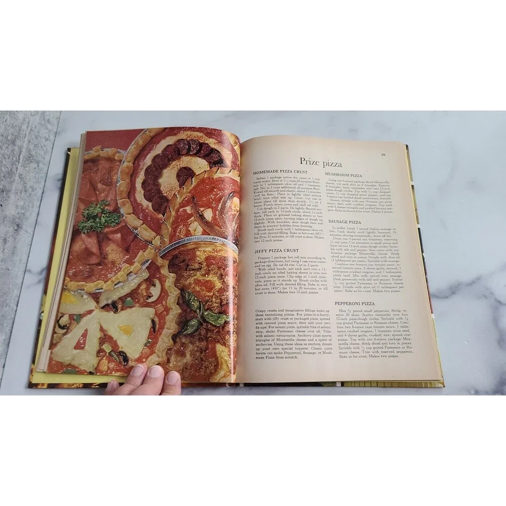 Better Homes and Gardens Cooking with Cheese